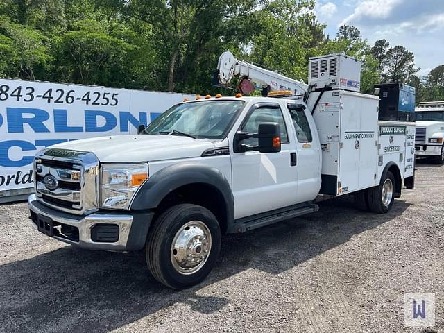 Image of Ford F-550 equipment image 1