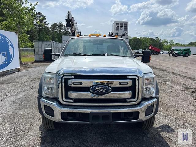 Image of Ford F-550 equipment image 2