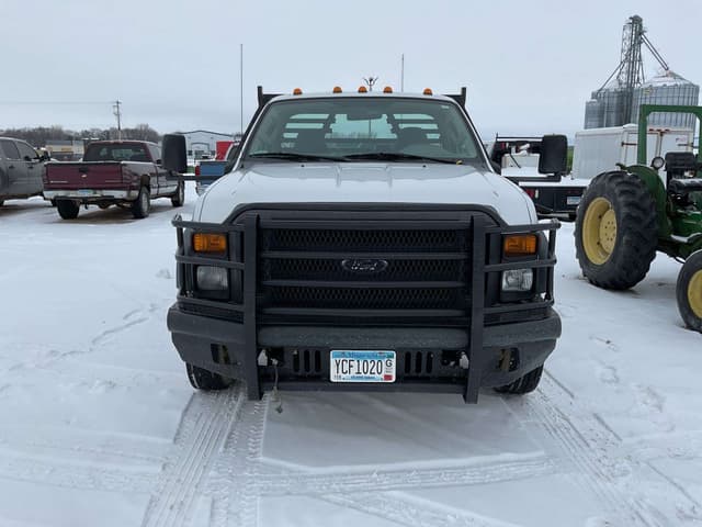 Image of Ford F-450 equipment image 1