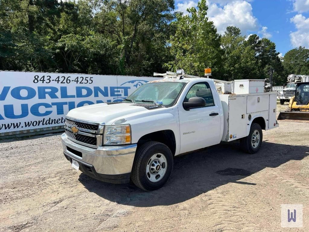 2012 Chevrolet 2500HD Equipment Image0