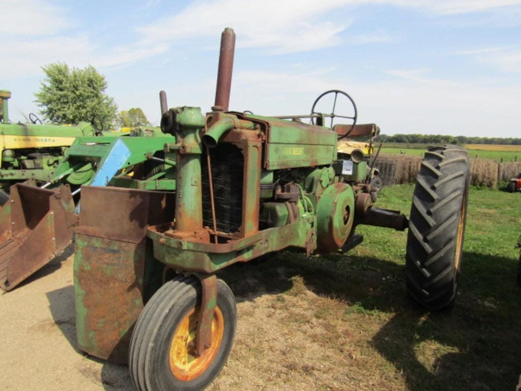 Main image John Deere 70