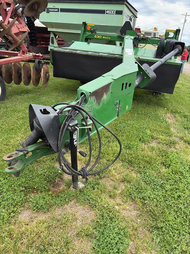 Image of John Deere 630 equipment image 1