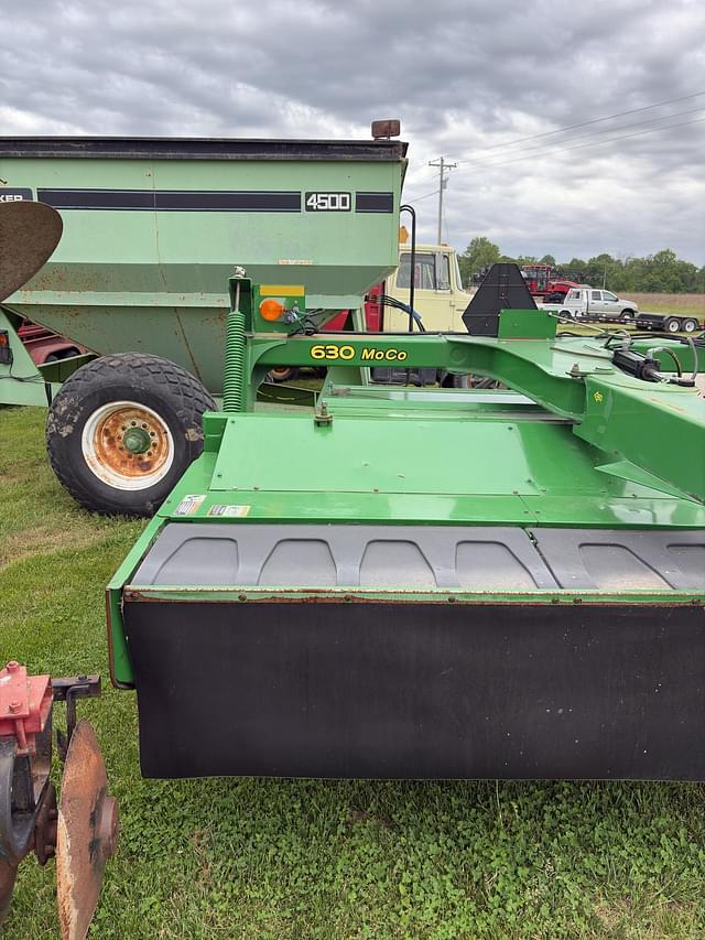 Image of John Deere 630 equipment image 4