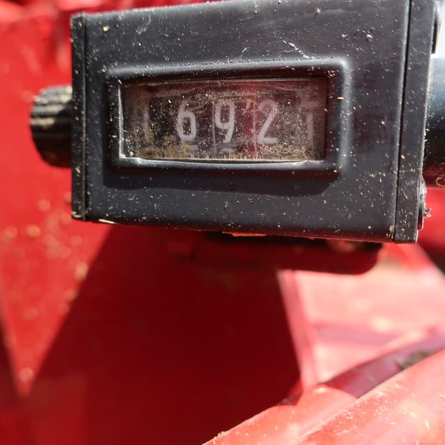 Image of New Holland BC5070 equipment image 4
