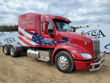 Main image Peterbilt 579