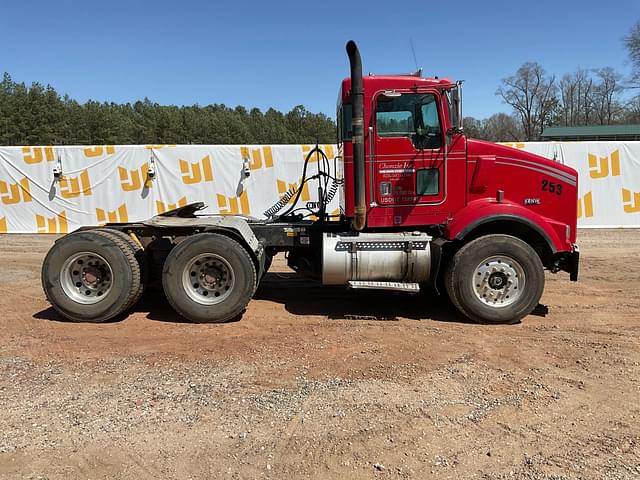 Image of Kenworth T800 equipment image 3