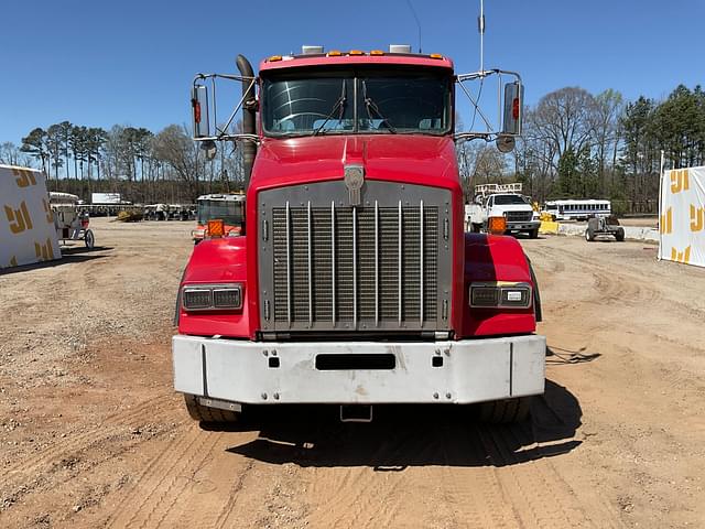 Image of Kenworth T800 equipment image 1