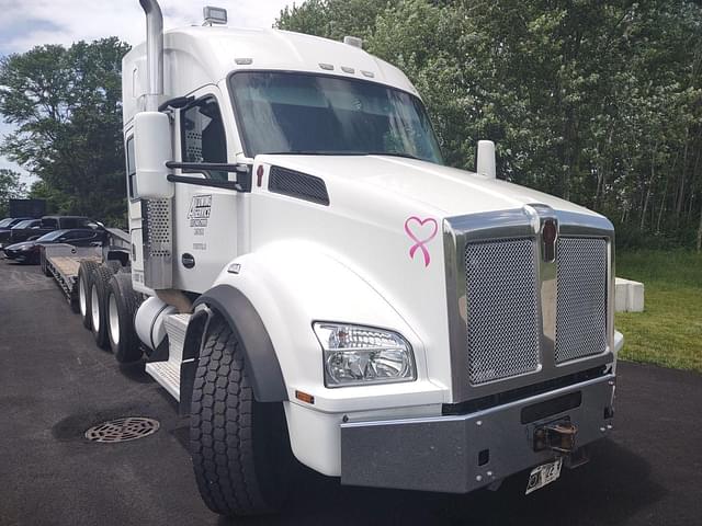 Image of Kenworth T880 equipment image 2