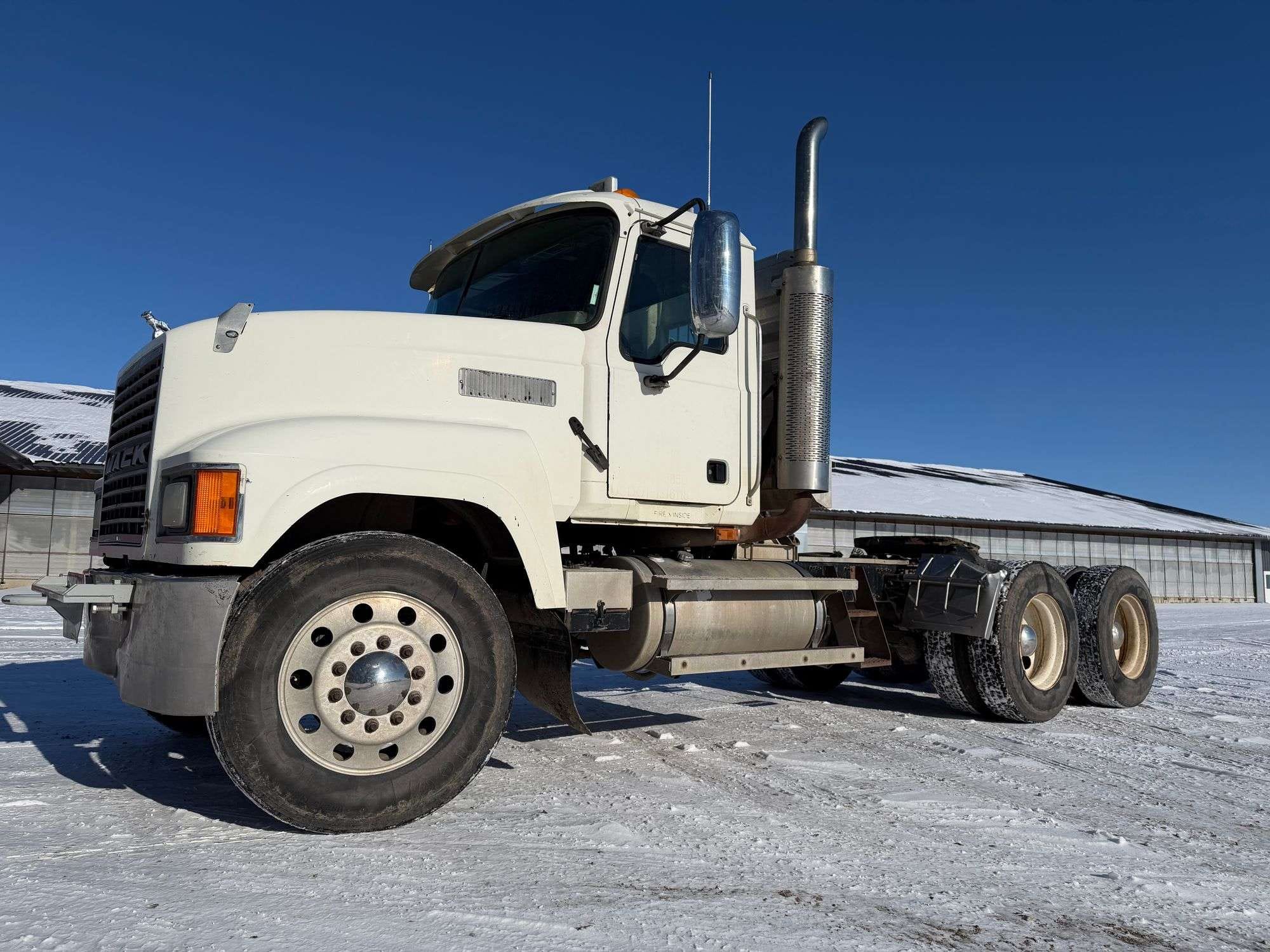 2006 Mack CHN613 Equipment Image0