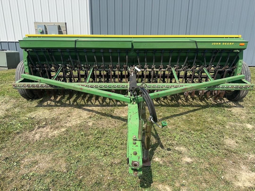 Image of John Deere 8300 Primary image