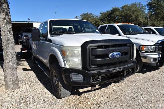 Image of Ford F-250 equipment image 1