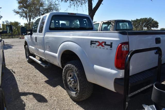 Image of Ford F-250 equipment image 4