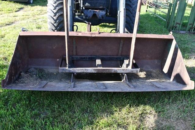 Image of Case IH MX100 equipment image 4