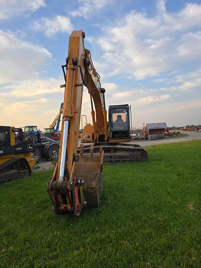 Image of Case CX160 equipment image 1