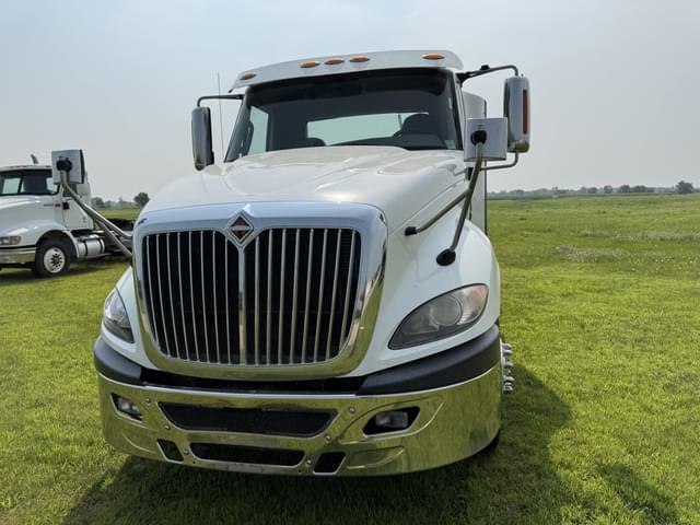 Image of International ProStar equipment image 2