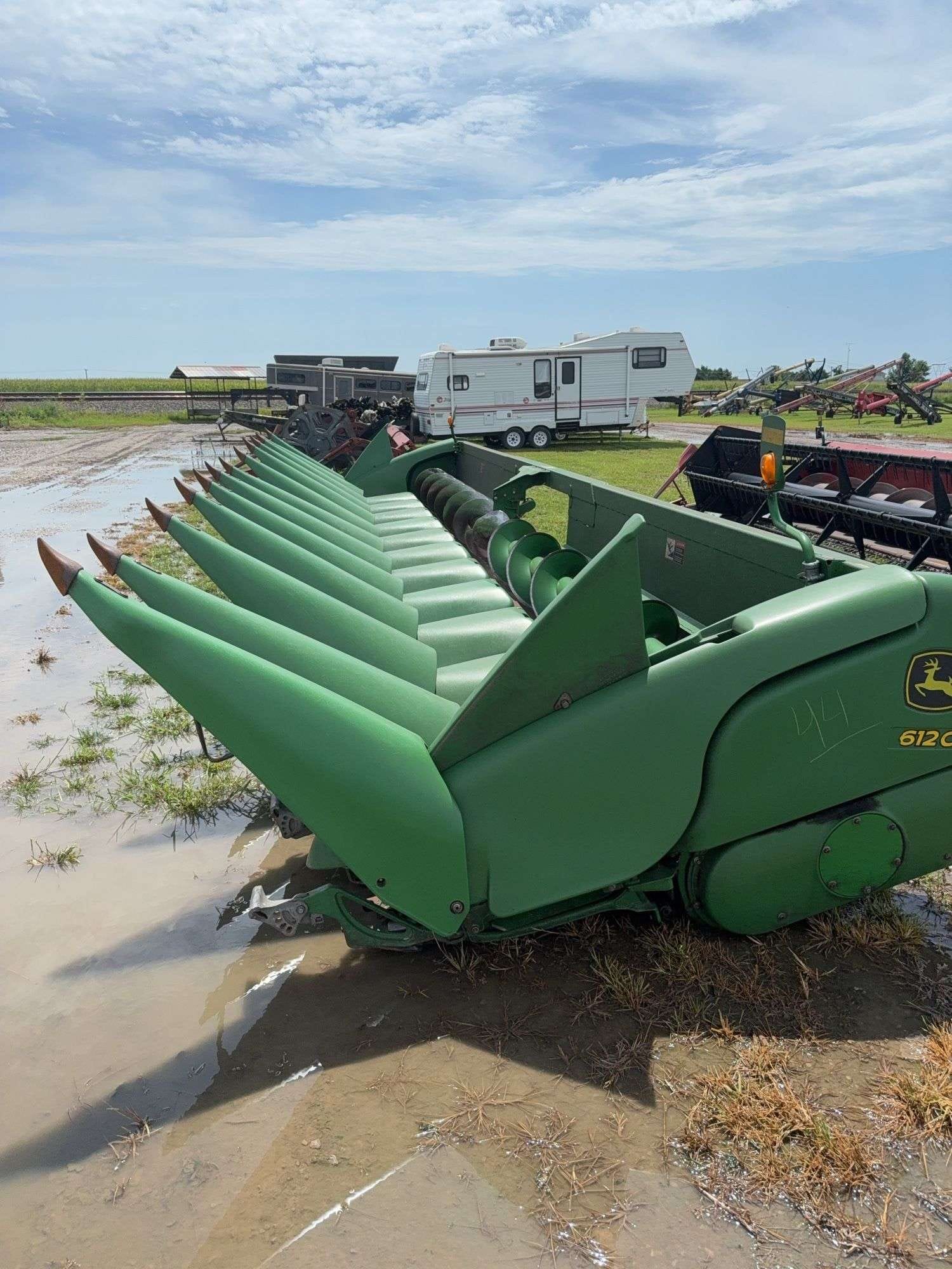 John Deere 612C Equipment Image0