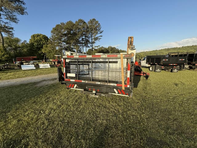 Image of Chevrolet 6500HD equipment image 2