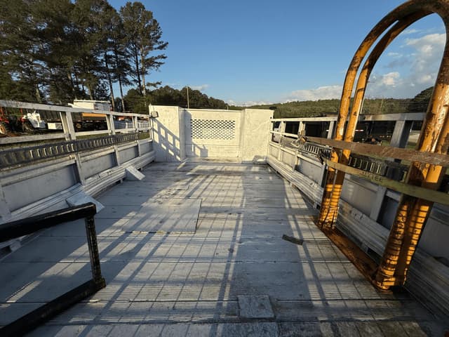 Image of Chevrolet 6500HD equipment image 4