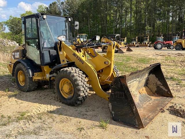 Image of Caterpillar 906H2 equipment image 2