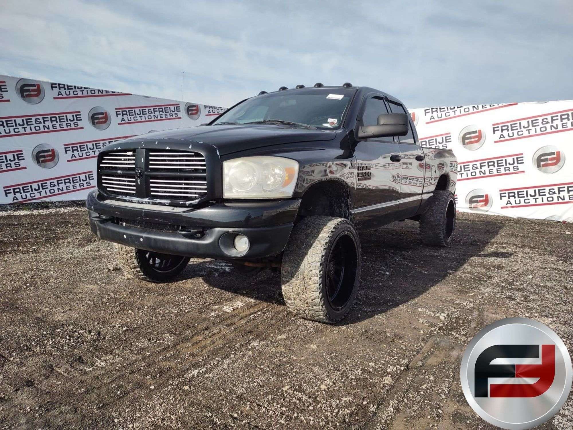 2008 Dodge Ram 2500 Equipment Image0