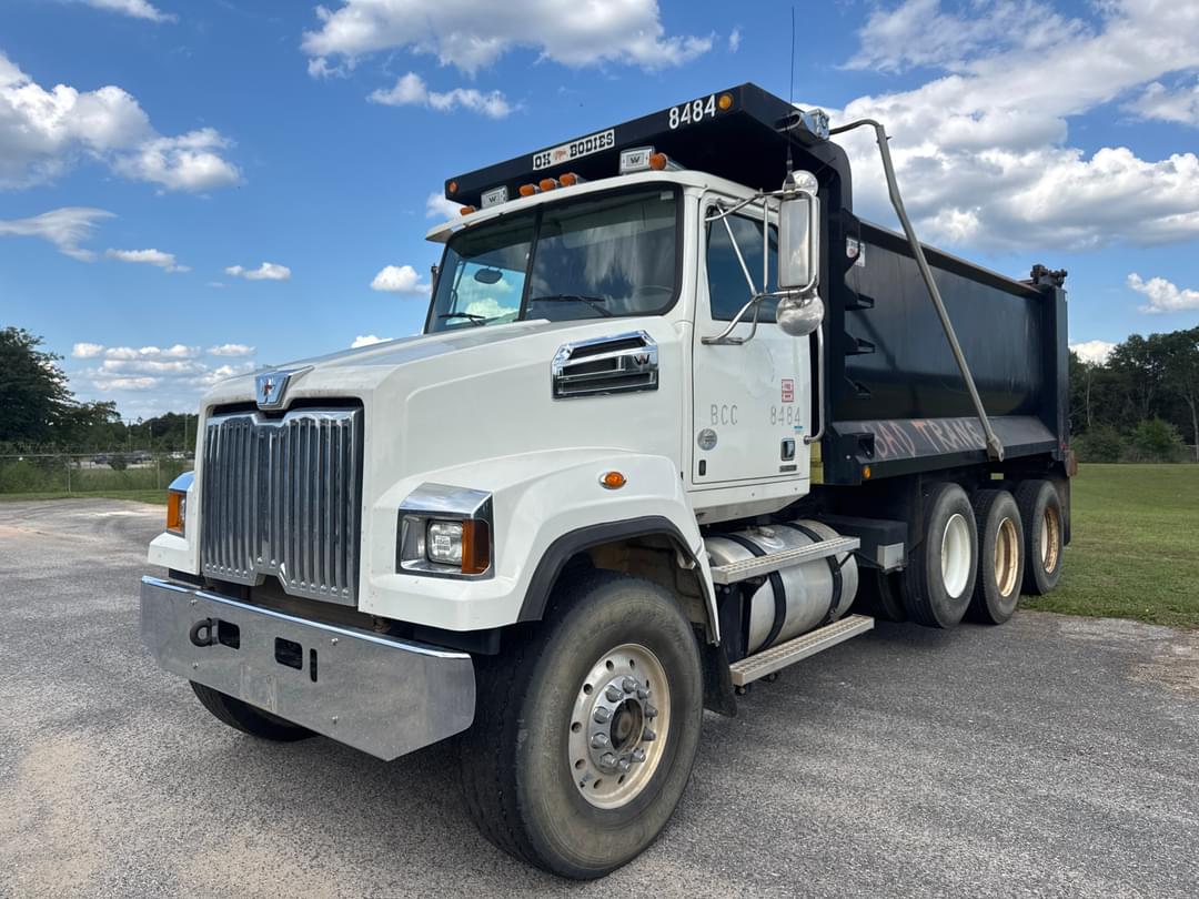 Image of Western Star 4700 Primary image