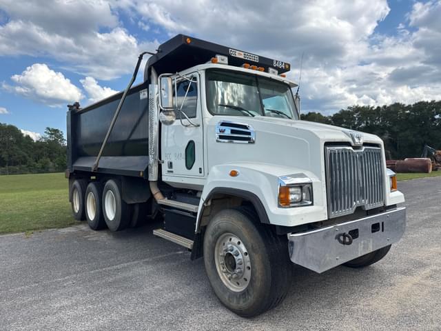 Image of Western Star 4700 equipment image 2