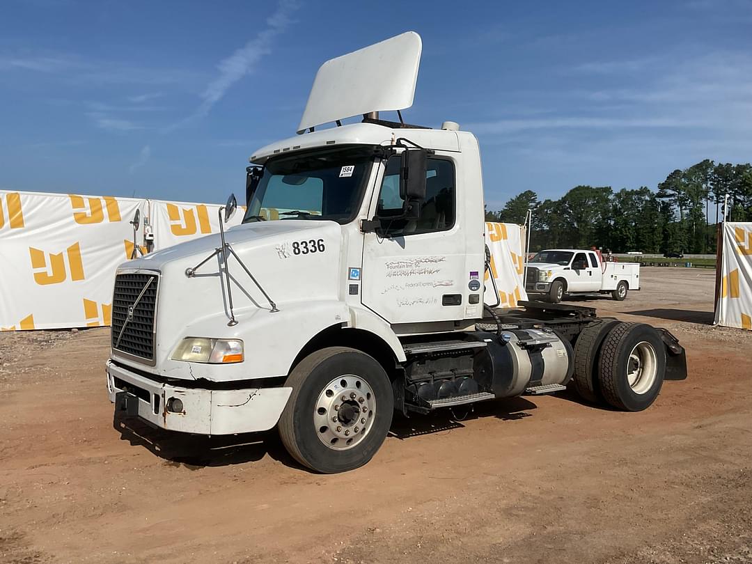 Image of Volvo VNM Primary image