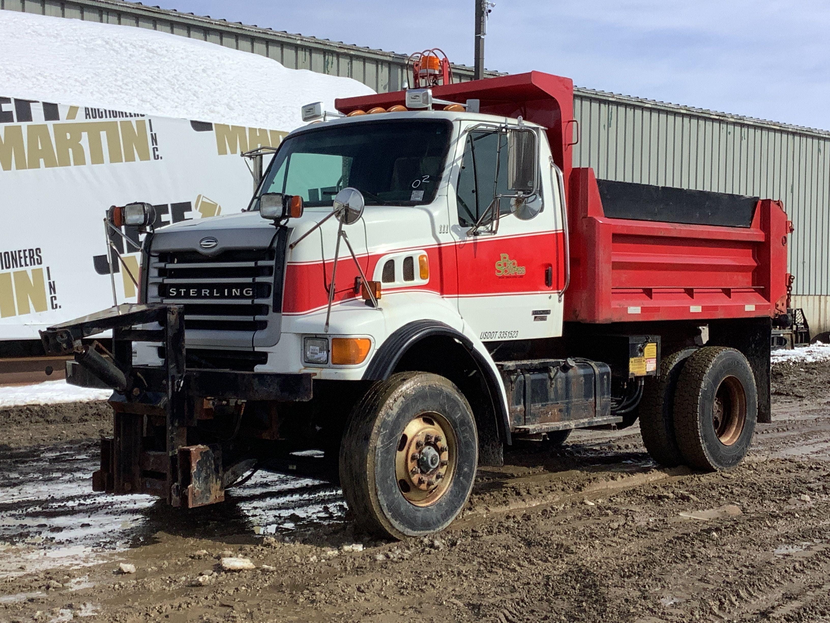 Main image Sterling L7500