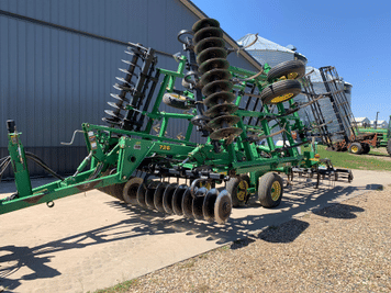 Main image John Deere 726