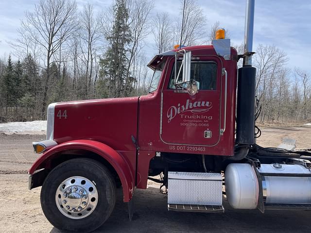 Image of Peterbilt 378 equipment image 3