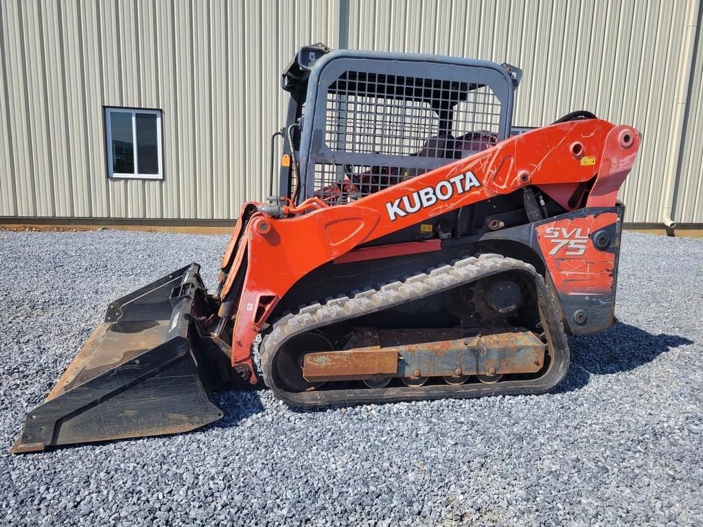 Kubota SVL75 Equipment Image0