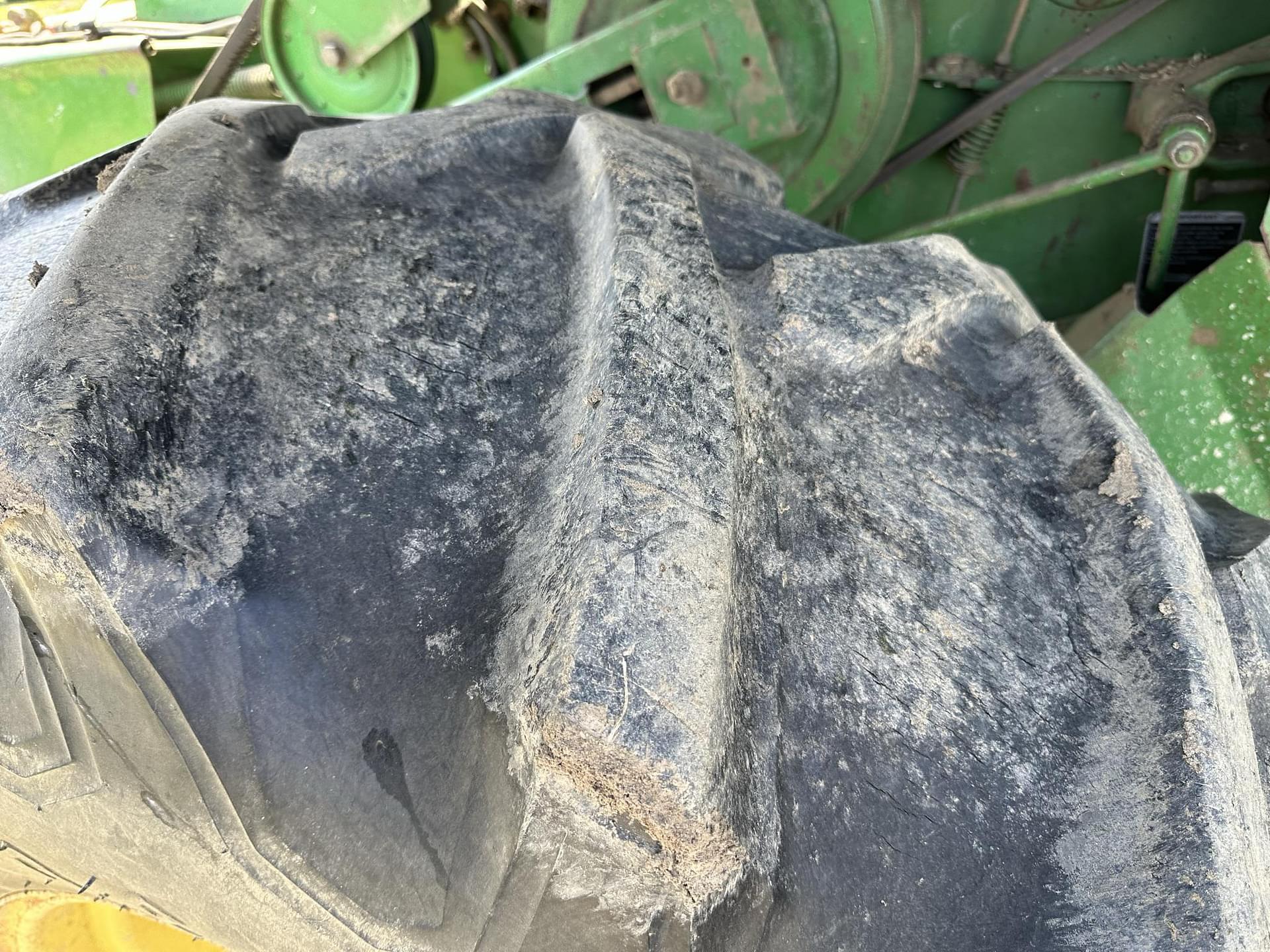 Main image John Deere 4400 4