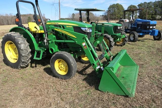 Image of John Deere 5045E equipment image 1