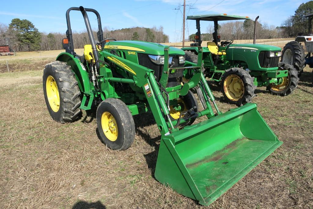 Image of John Deere 5045E Primary image