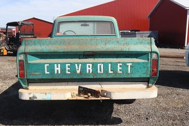 Image of Chevrolet C10 equipment image 3