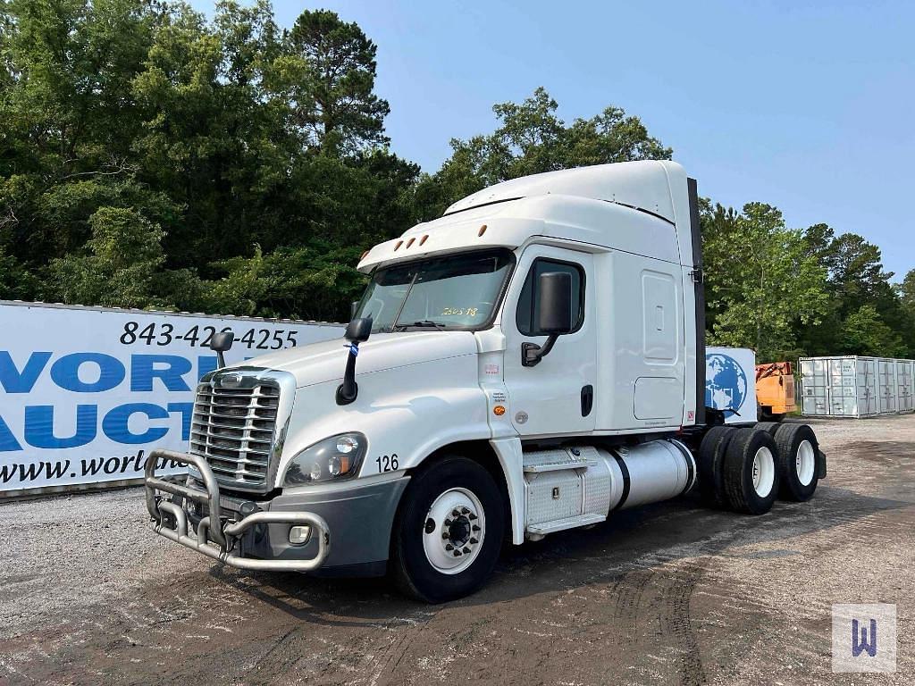 Image of Freightliner Cascadia Primary image