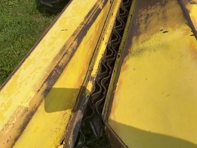 Image of John Deere 5400 equipment image 4