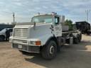 2001 International F-2674 Image