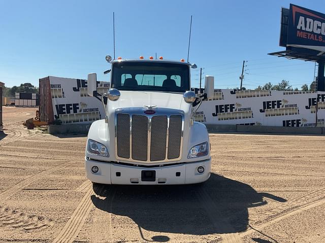 Image of Peterbilt 579 equipment image 1