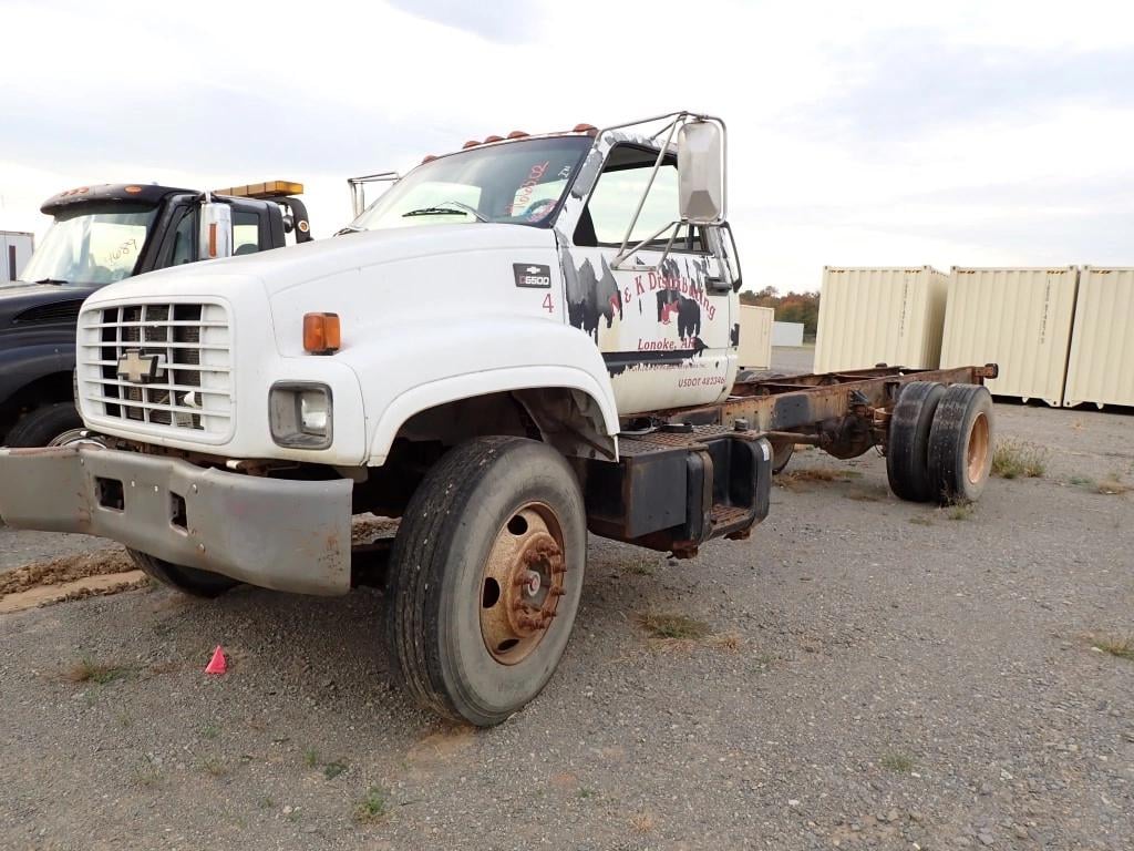 SOLD - 1998 Chevrolet C6500 Lot No. 4663.02 Other Equipment with --- mi ...