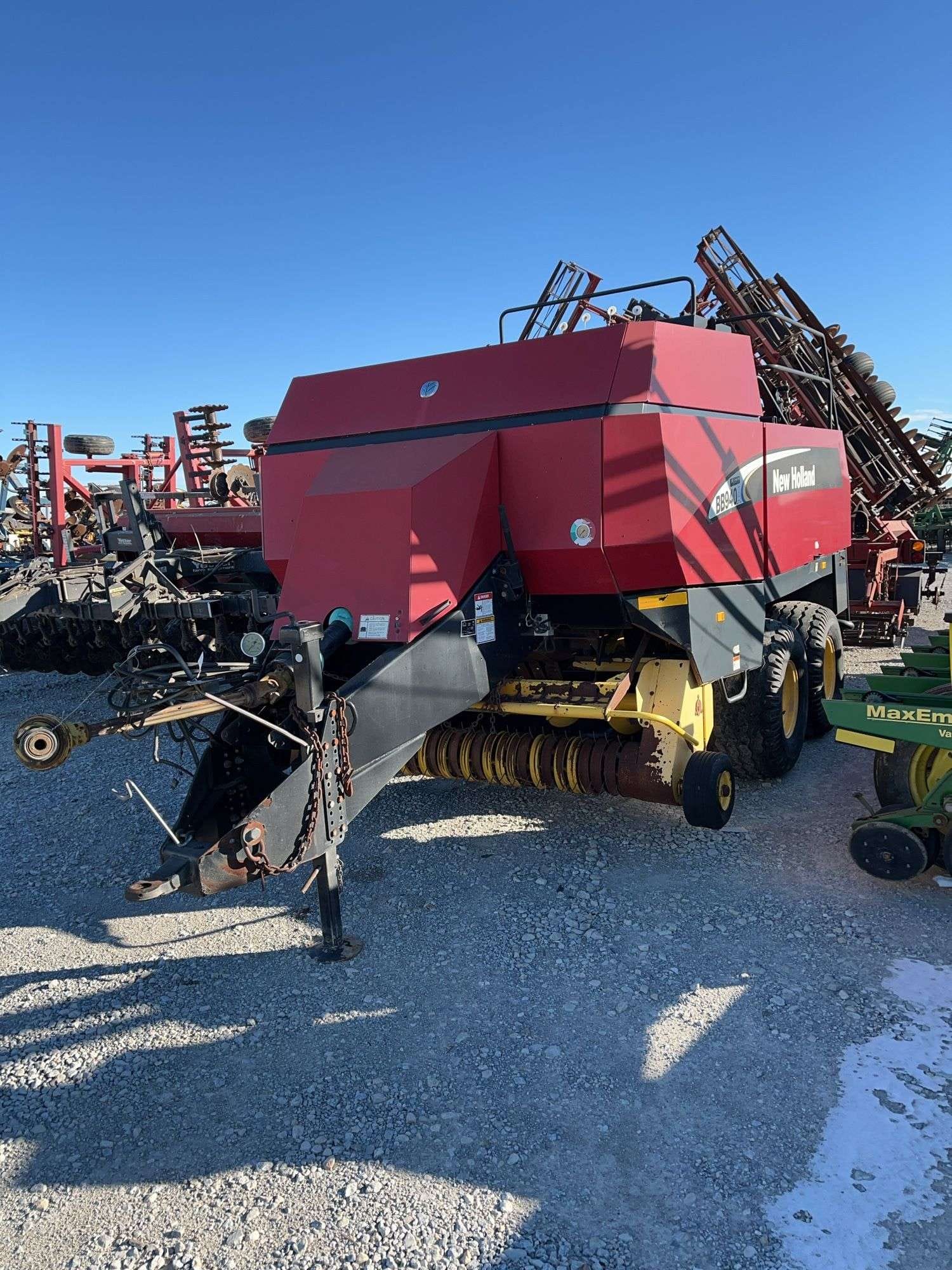 New Holland BB940A Equipment Image0