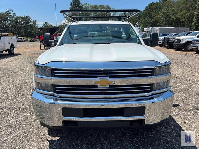 Image of Chevrolet 3500HD equipment image 1