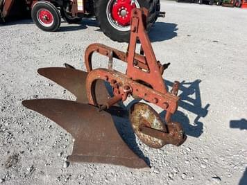 Main image Dearborn 10-1