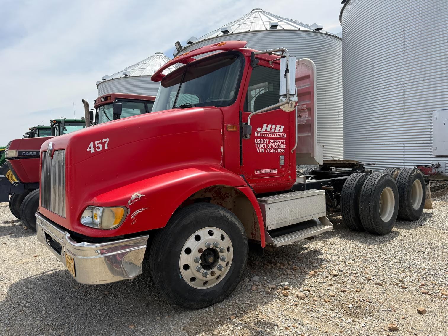 2007 International 9200i Equipment Image0