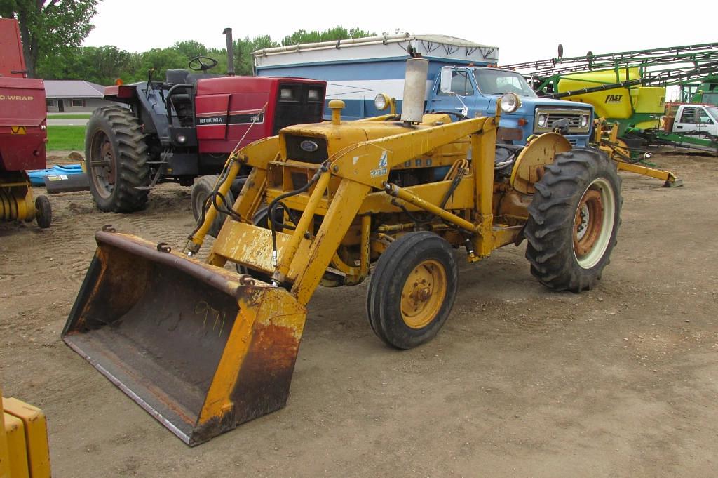 Image of Ford 3400 Primary image