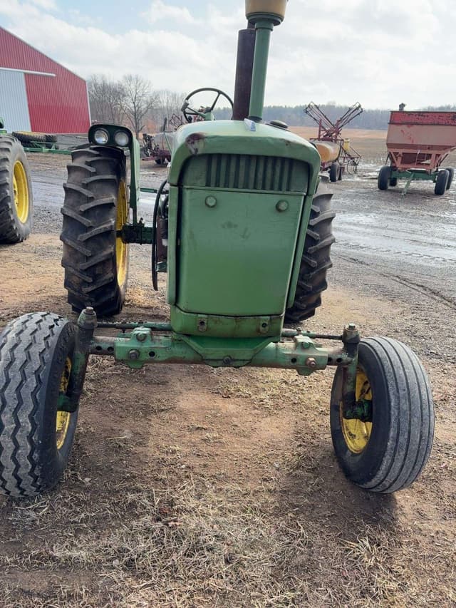 Image of John Deere 3020 equipment image 2