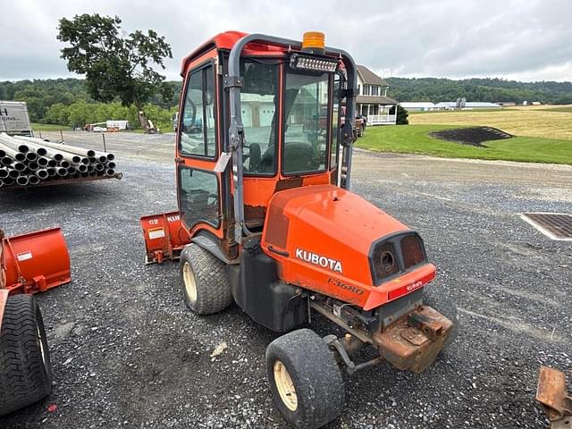 Image of Kubota F3680 equipment image 2