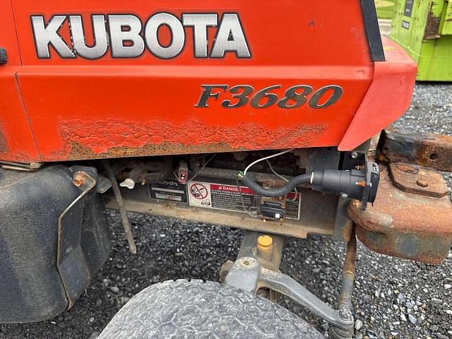 Image of Kubota F3680 equipment image 3