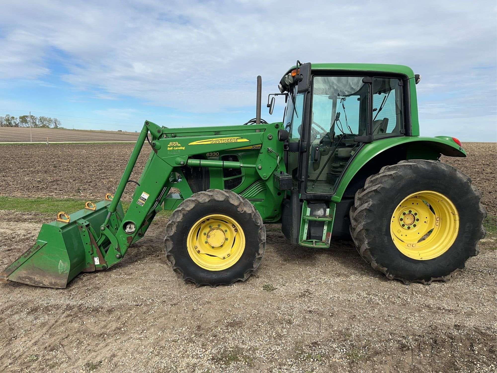 2008 John Deere 6330 Equipment Image0