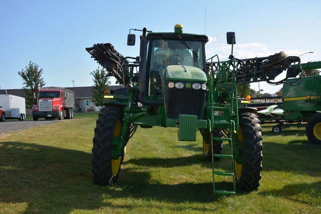 Image of John Deere 4830 Primary image